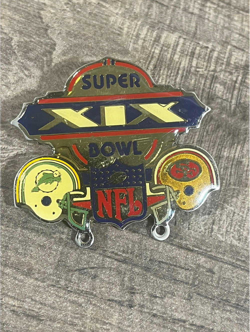 1985 NFL Super Bowl XIX Collectors Pin | San Francisco 49ers VS Miami Dolphins